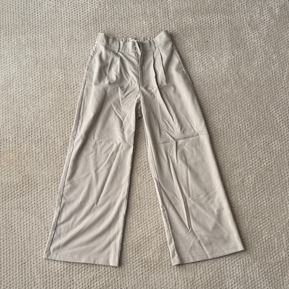 Abercrombie Wide Leg Beige Slacks